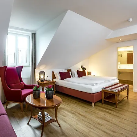 Отель Prinzregent Messe 4*