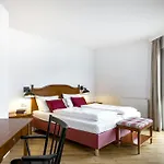 Hotell Prinzregent Messe 4*
