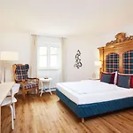 Prinzregent Messe Hotel 4*