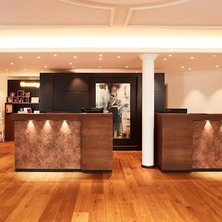 Prinzregent Messe Hotel 4*