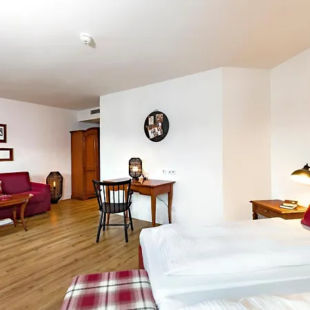 Prinzregent Messe Hotel 4*