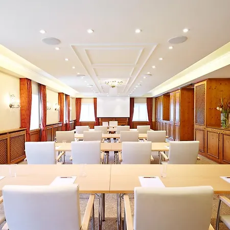 Hotel Prinzregent Messe 4*